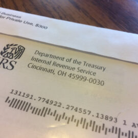 Cómo reaccionar a una carta o aviso del IRS
